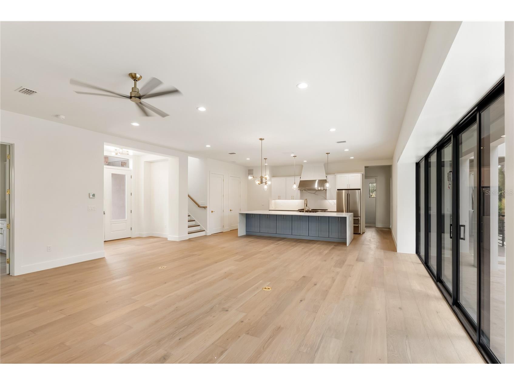 3800 Flores Avenue Sarasota FL 34239 A4695844 image10
