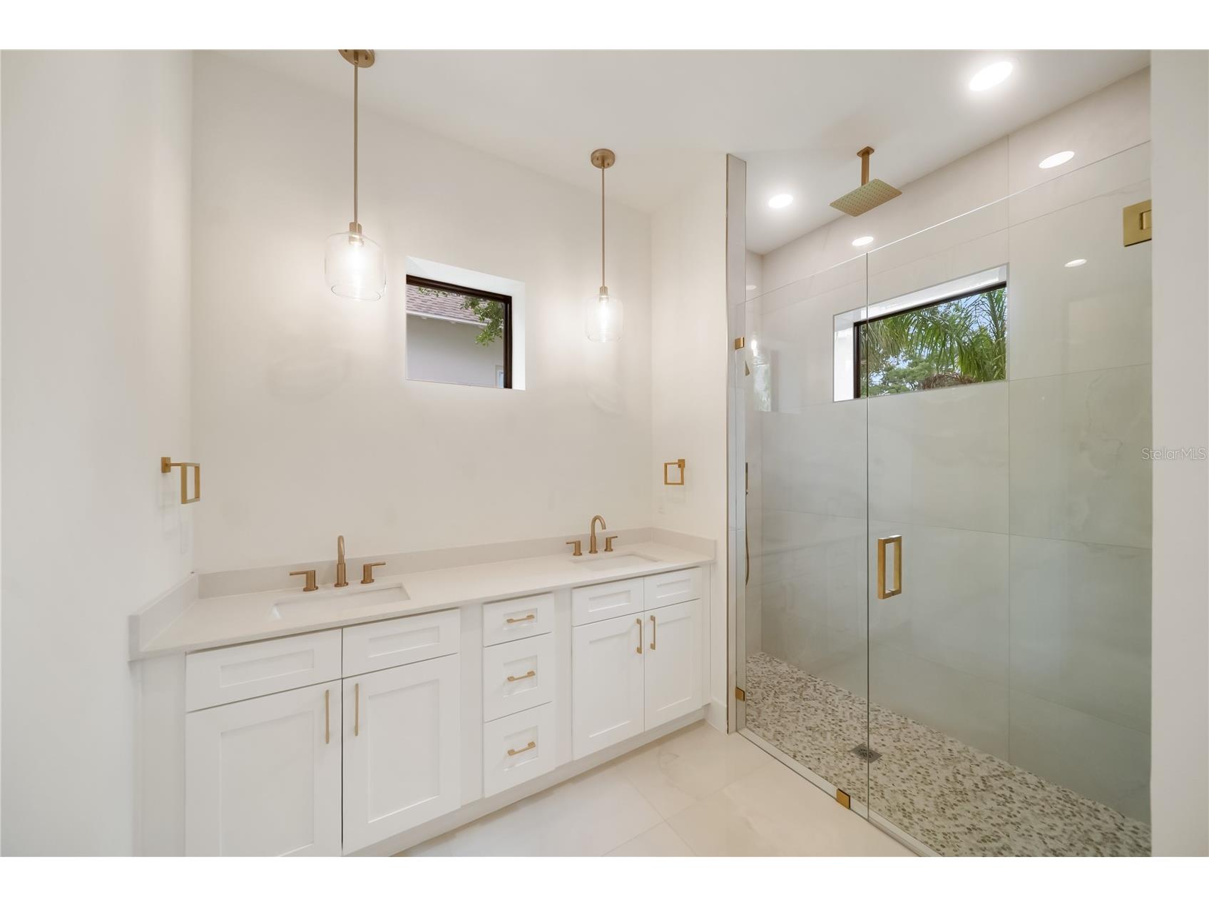 3800 Flores Avenue Sarasota FL 34239 A4695844 image35