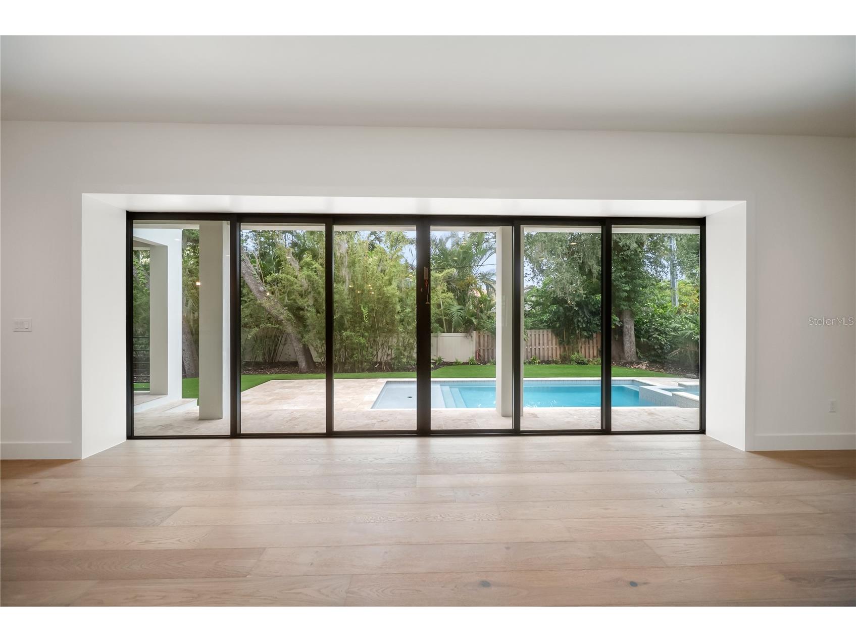 3800 Flores Avenue Sarasota FL 34239 A4695844 image37