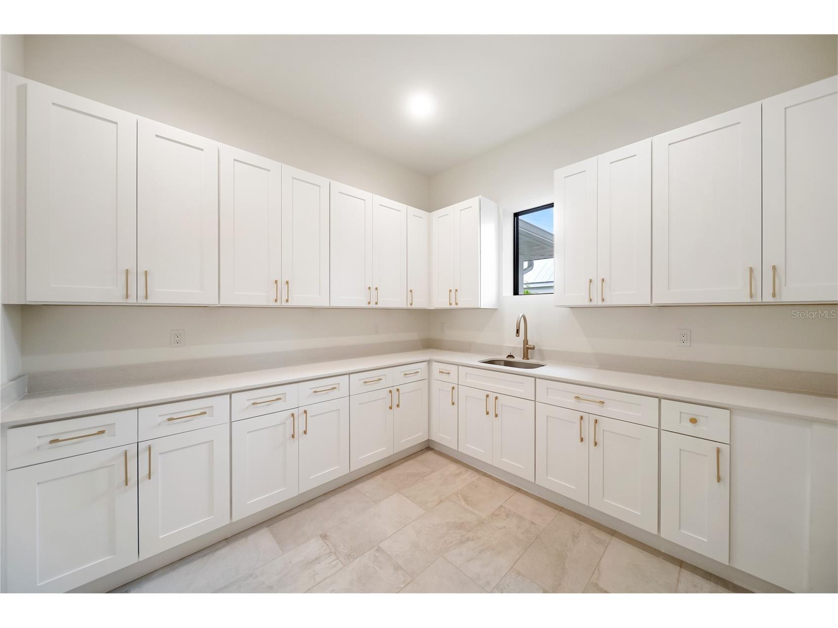 3800 Flores Avenue Sarasota FL 34239 A4695844 image42