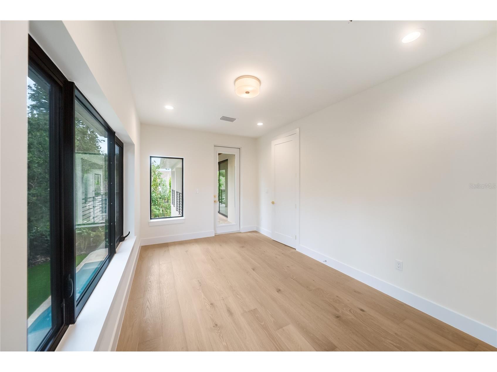 3800 Flores Avenue Sarasota FL 34239 A4695844 image55