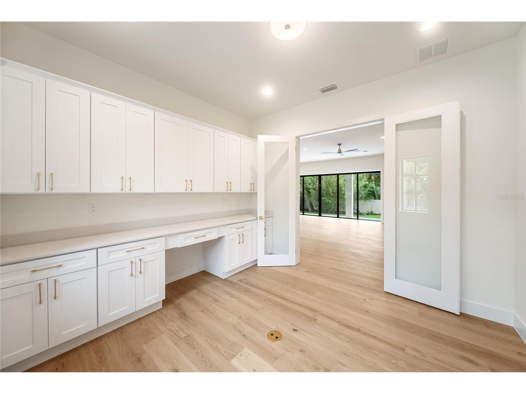 3800 Flores Avenue Sarasota FL 34239 A4695844 image73