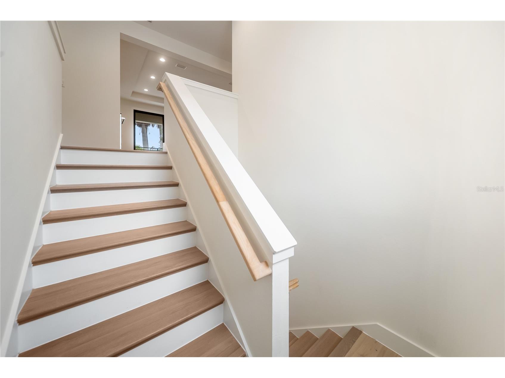 3800 Flores Avenue Sarasota FL 34239 A4695844 image97