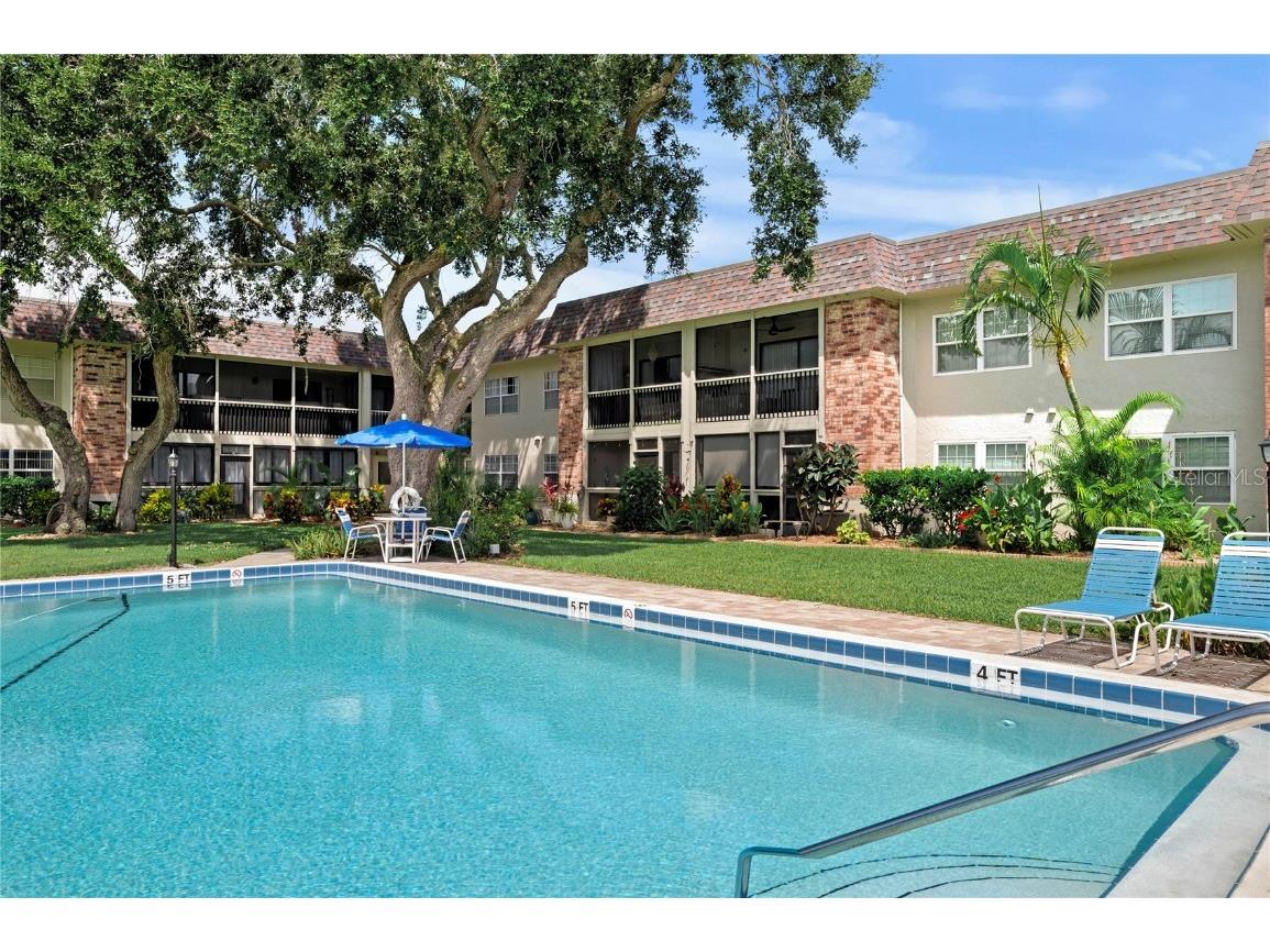 3800 Saxon Drive #19B New Smyrna Beach FL 32169 V4944441 image1