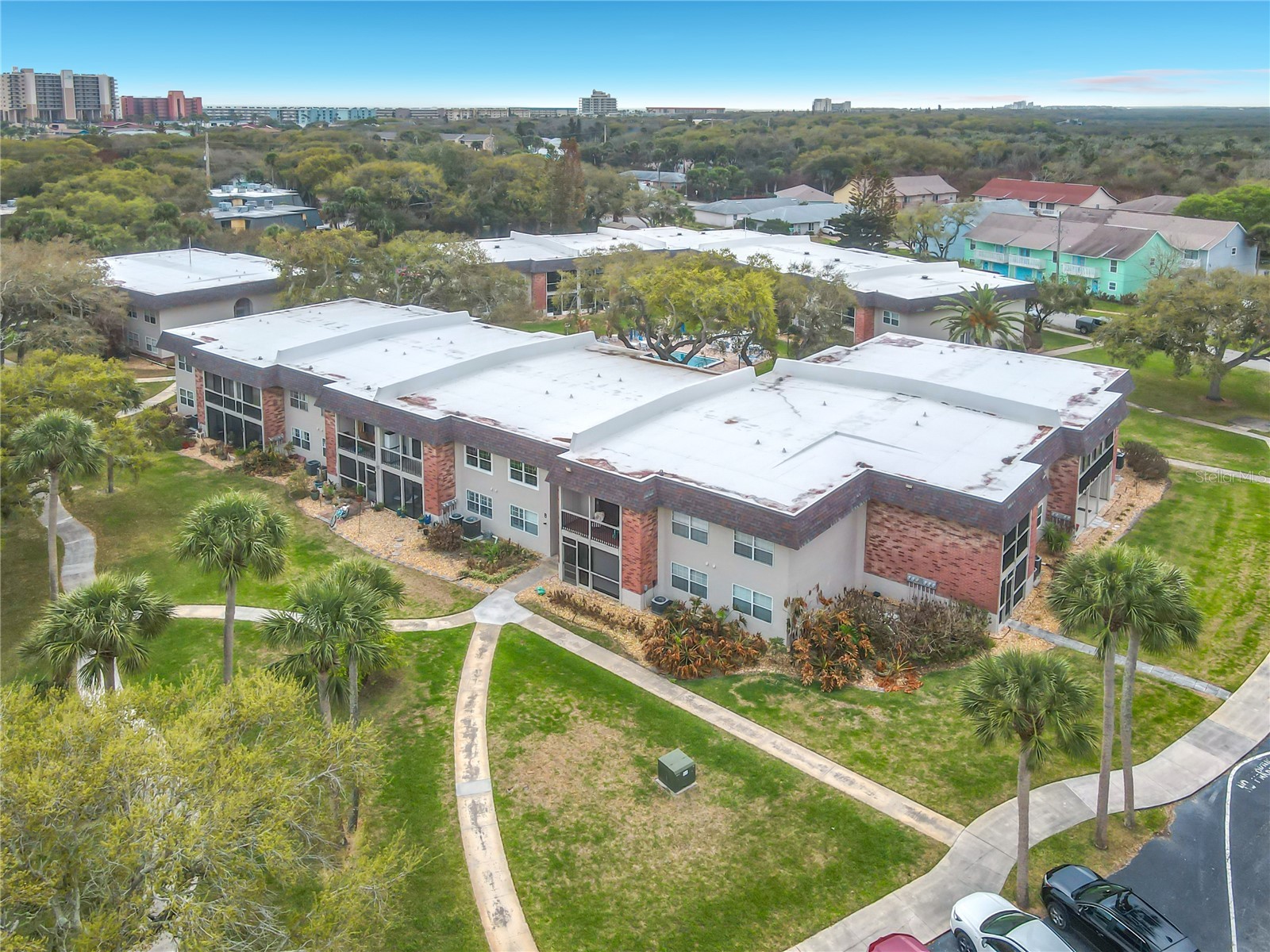 3800 Saxon Drive #B13 New Smyrna Beach FL 32169 O6388855 image1