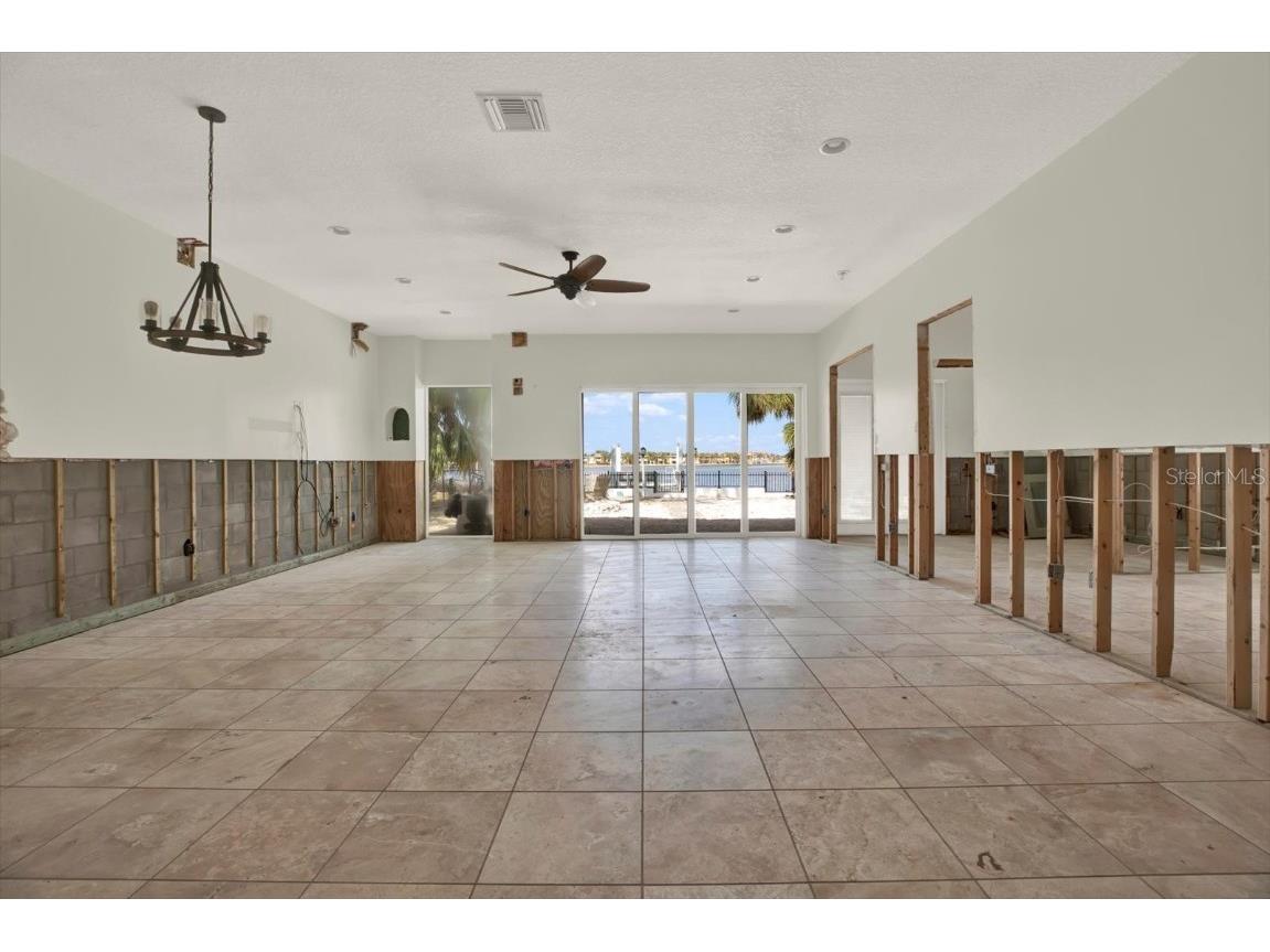 3800 Shore Acres Boulevard NE Saint Petersburg FL 33703 TB8387721 image15