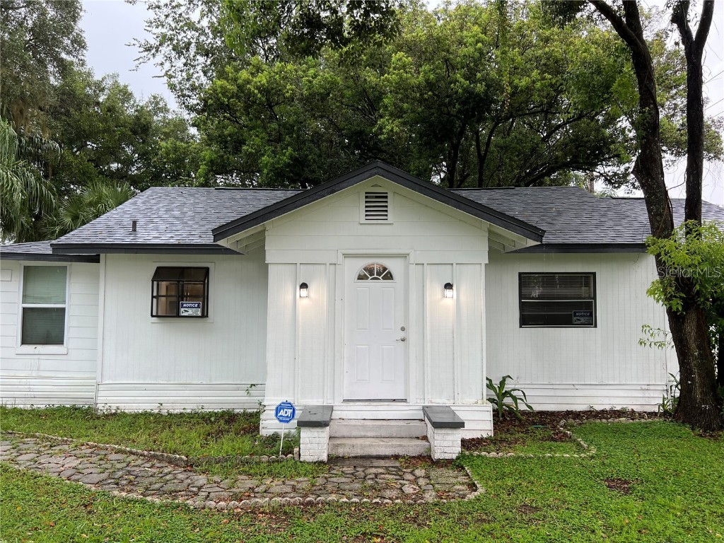 38002 Dixie Avenue Dade City FL 33525 W7856535 image1