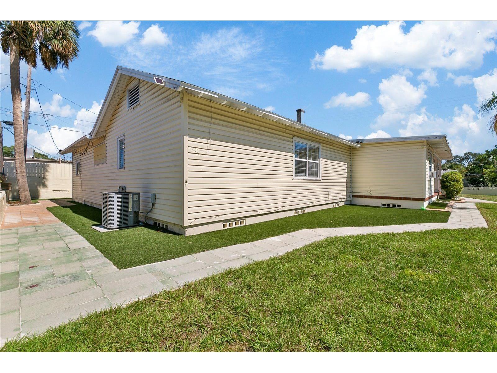 3801 1st Avenue S Saint Petersburg FL 33711 TB8470465 image22