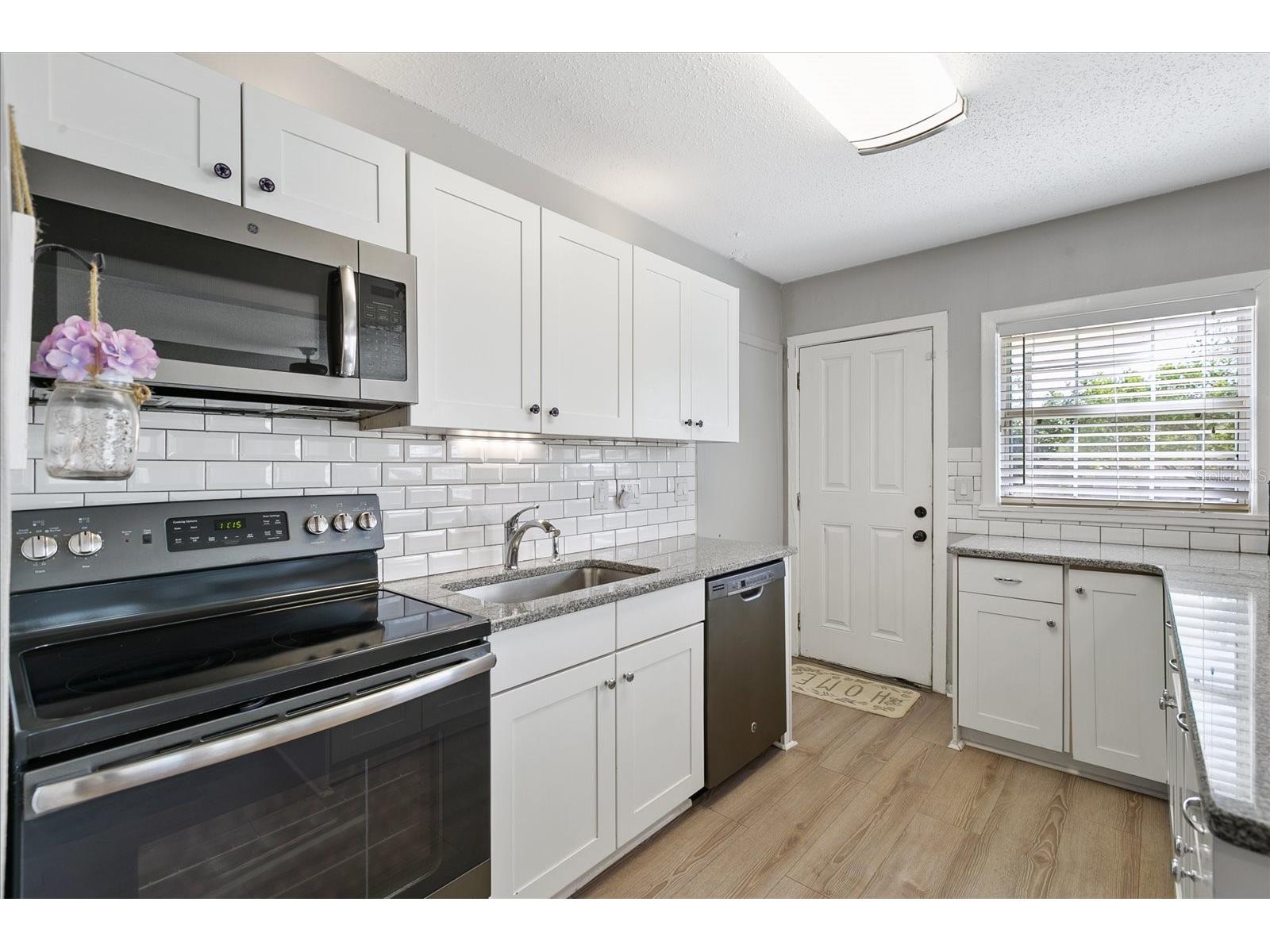 3801 1st Avenue S Saint Petersburg FL 33711 TB8470465 image27