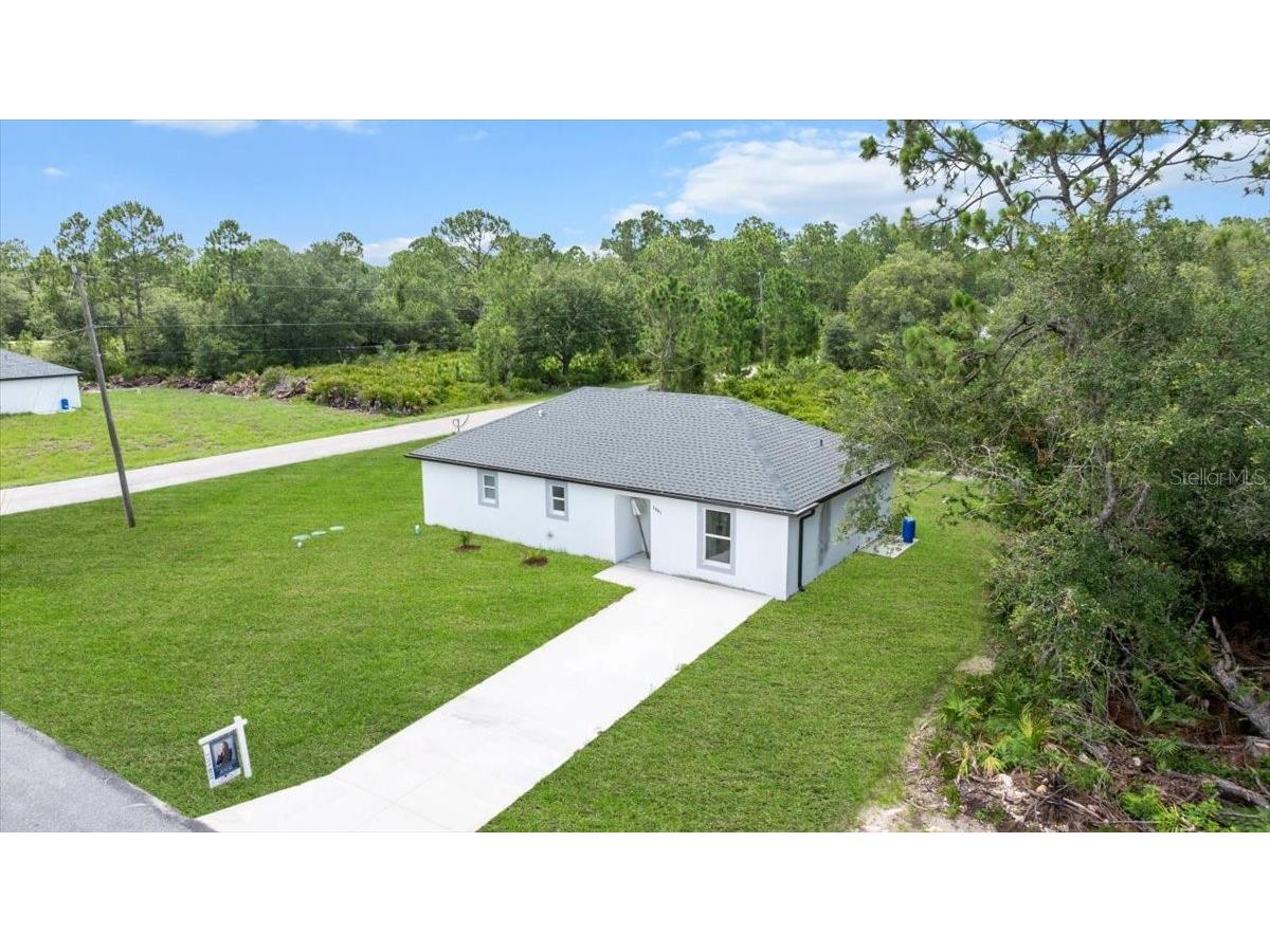 3801 20th Street E Alva FL 33920 A4660304 image1