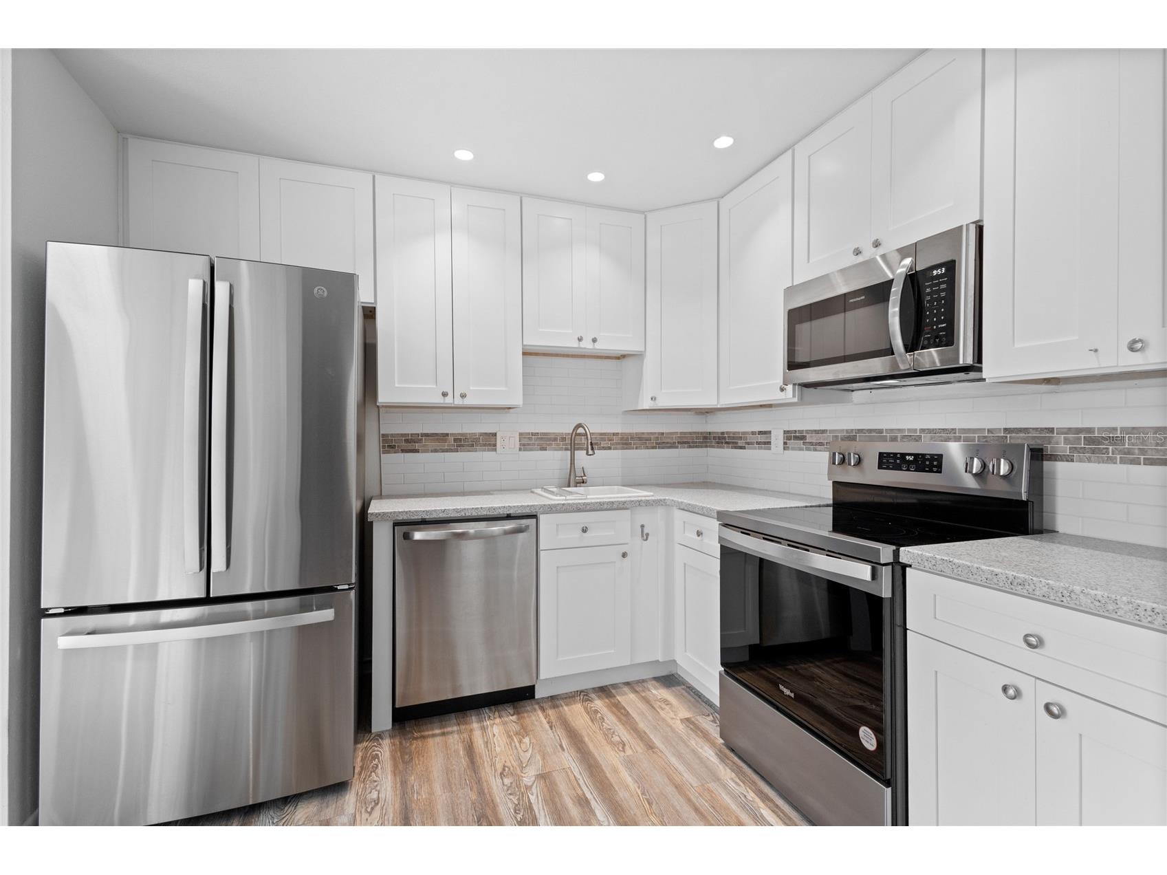 3801 42nd Street W Bradenton FL 34205 A4676674 image11