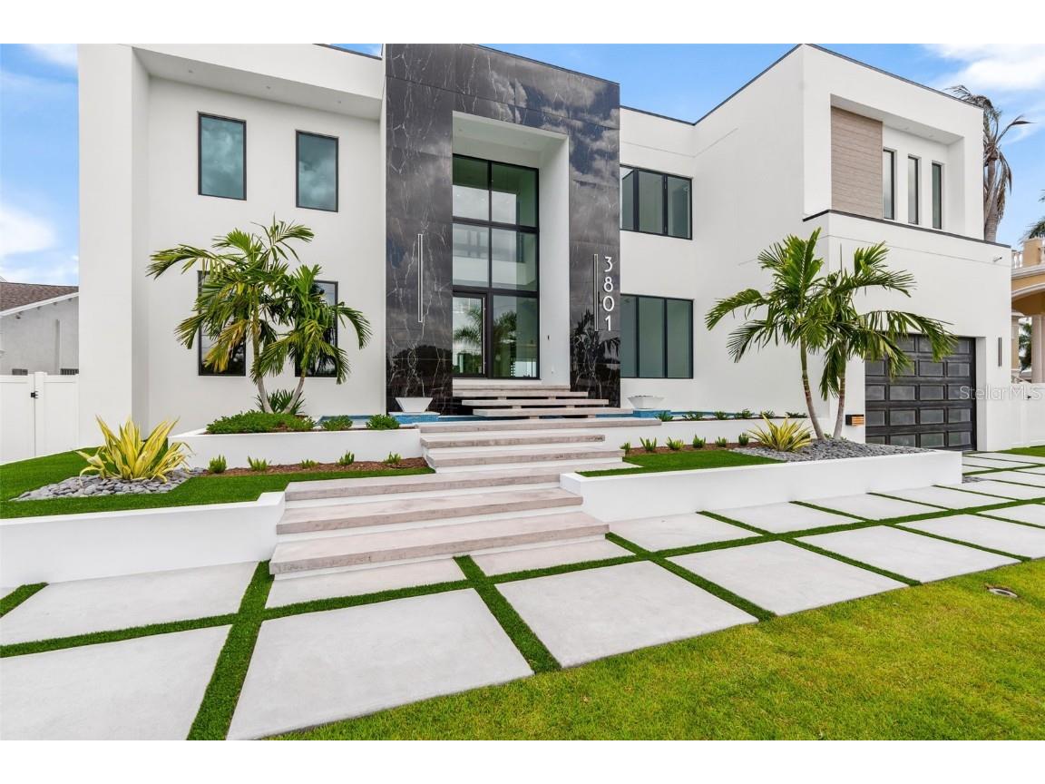 3801 Bayshore Boulevard NE Saint Petersburg FL 33703 T3406374 image1