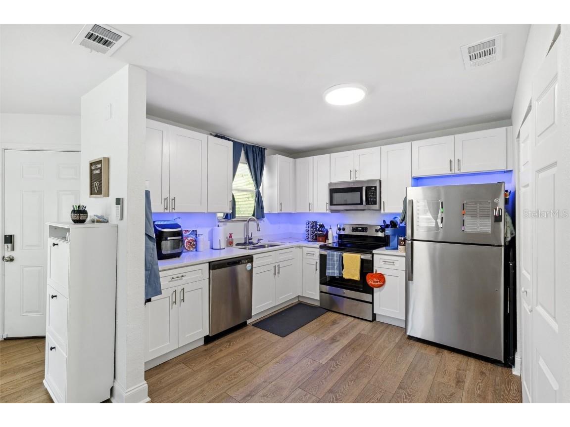 3801 Carroway Street Tampa FL 33619 TB8382389 image7