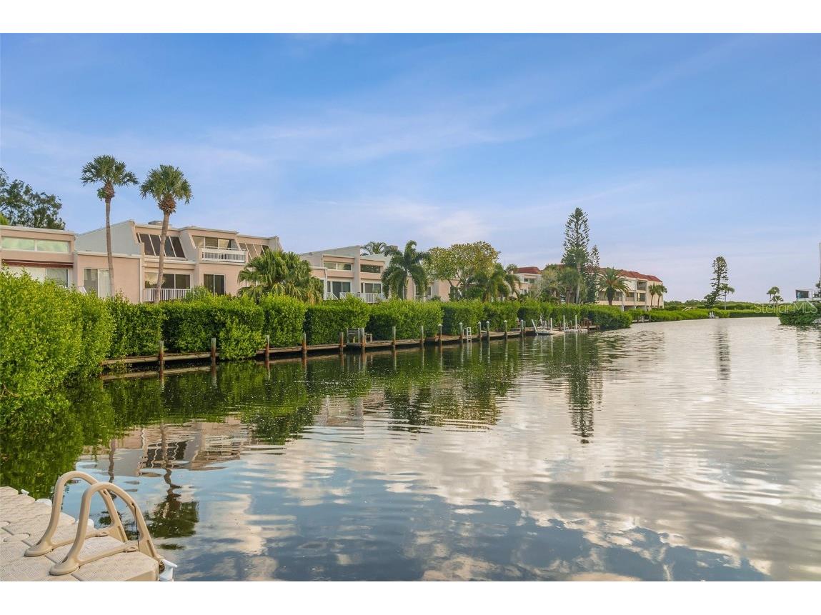 3801 E Bay Drive #107 Holmes Beach FL 34217 - ANNA MARIA SOUND A4571447 image1