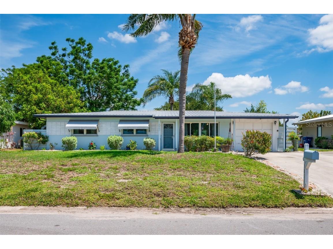 3801 Helene Street Sarasota FL 34233 A4614683 image1