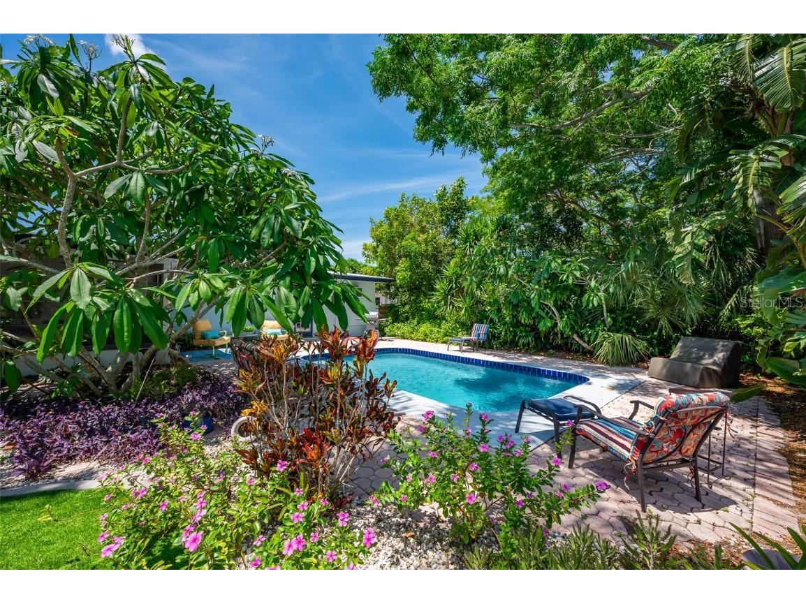 3801 Helene Street Sarasota FL 34233 A4614683 image32