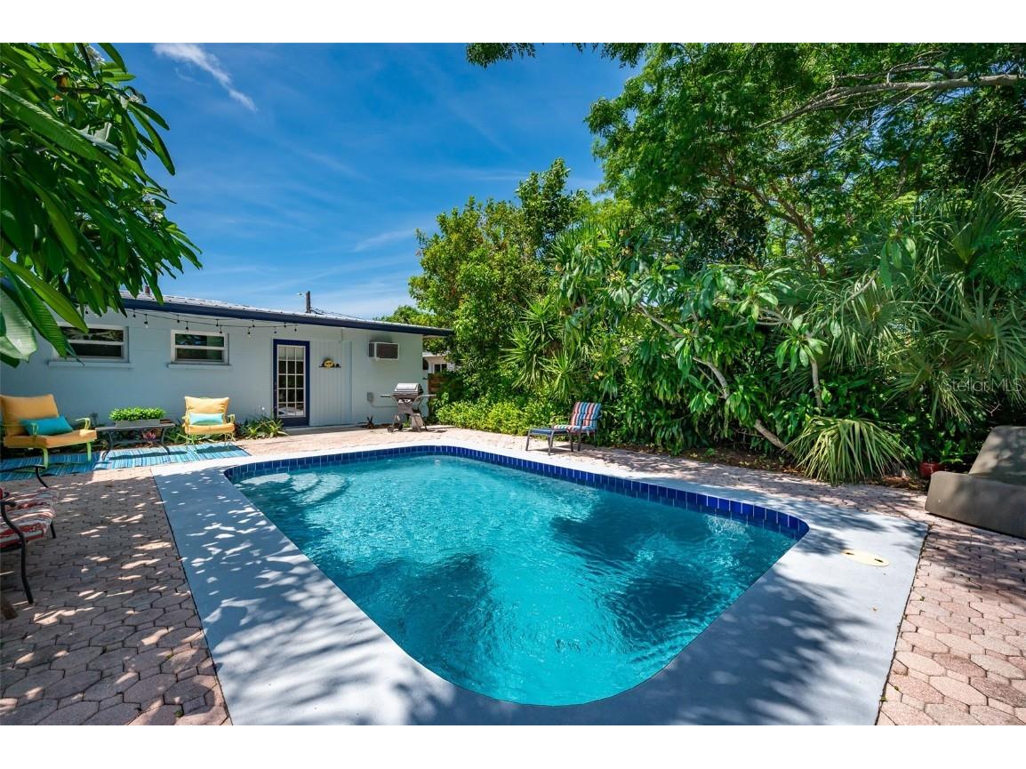 3801 Helene Street Sarasota FL 34233 A4614683 image33