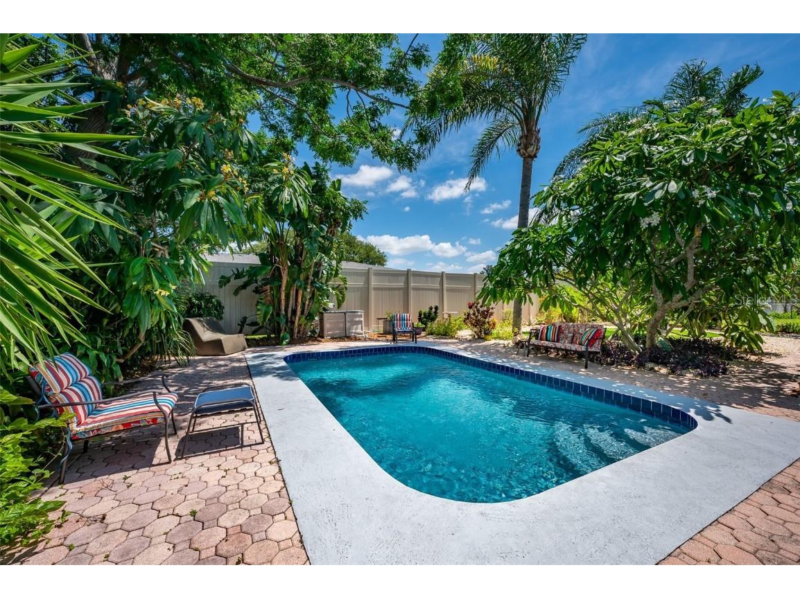 3801 Helene Street Sarasota FL 34233 A4614683 image37