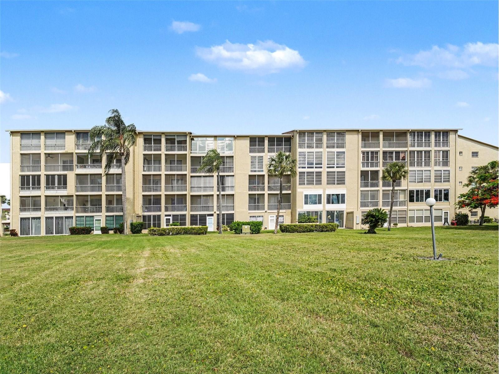 3801 Lake Bayshore Drive #H413 Bradenton FL 34205 TB8511356 image24