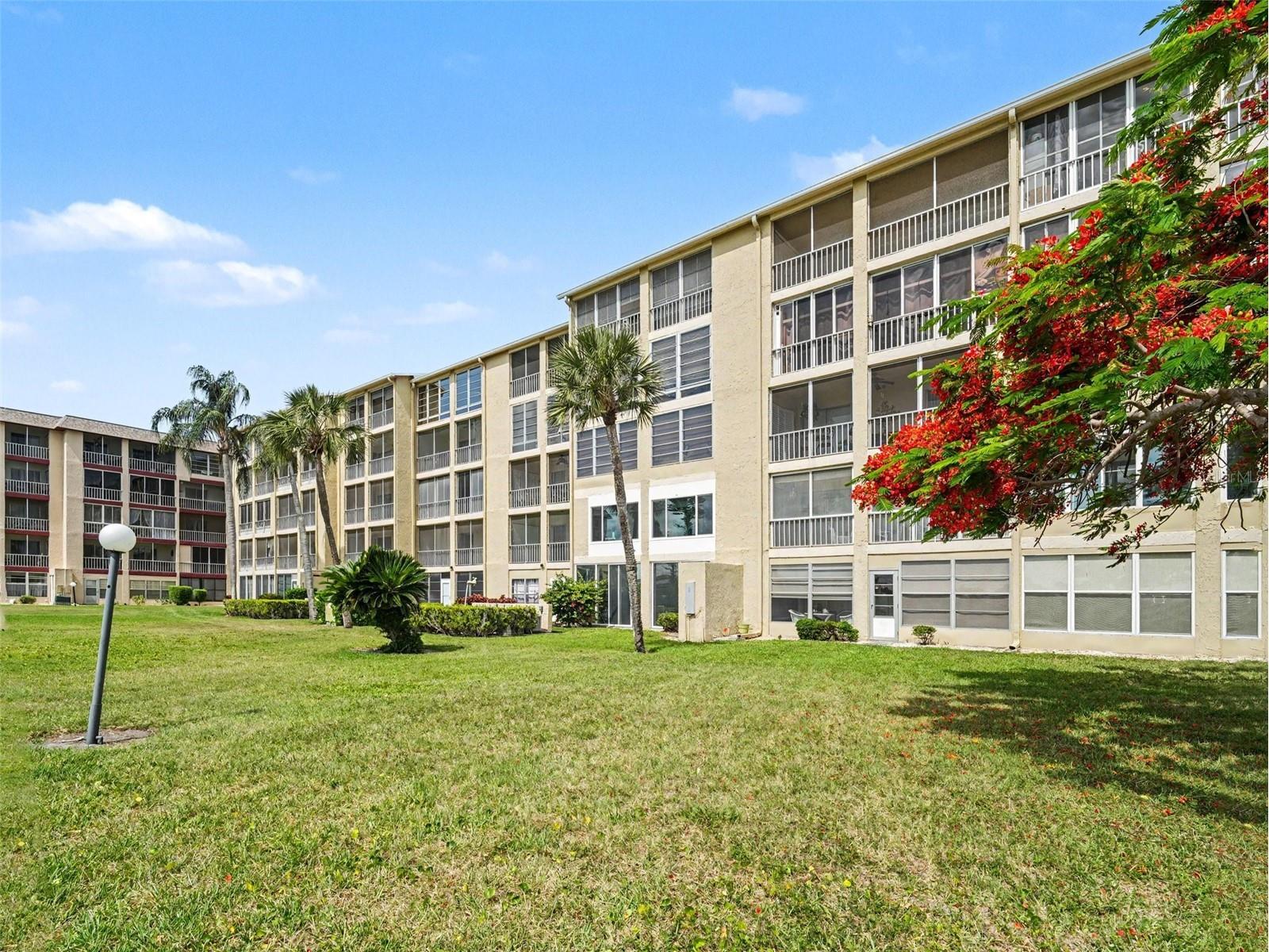 3801 Lake Bayshore Drive #H413 Bradenton FL 34205 TB8511356 image27
