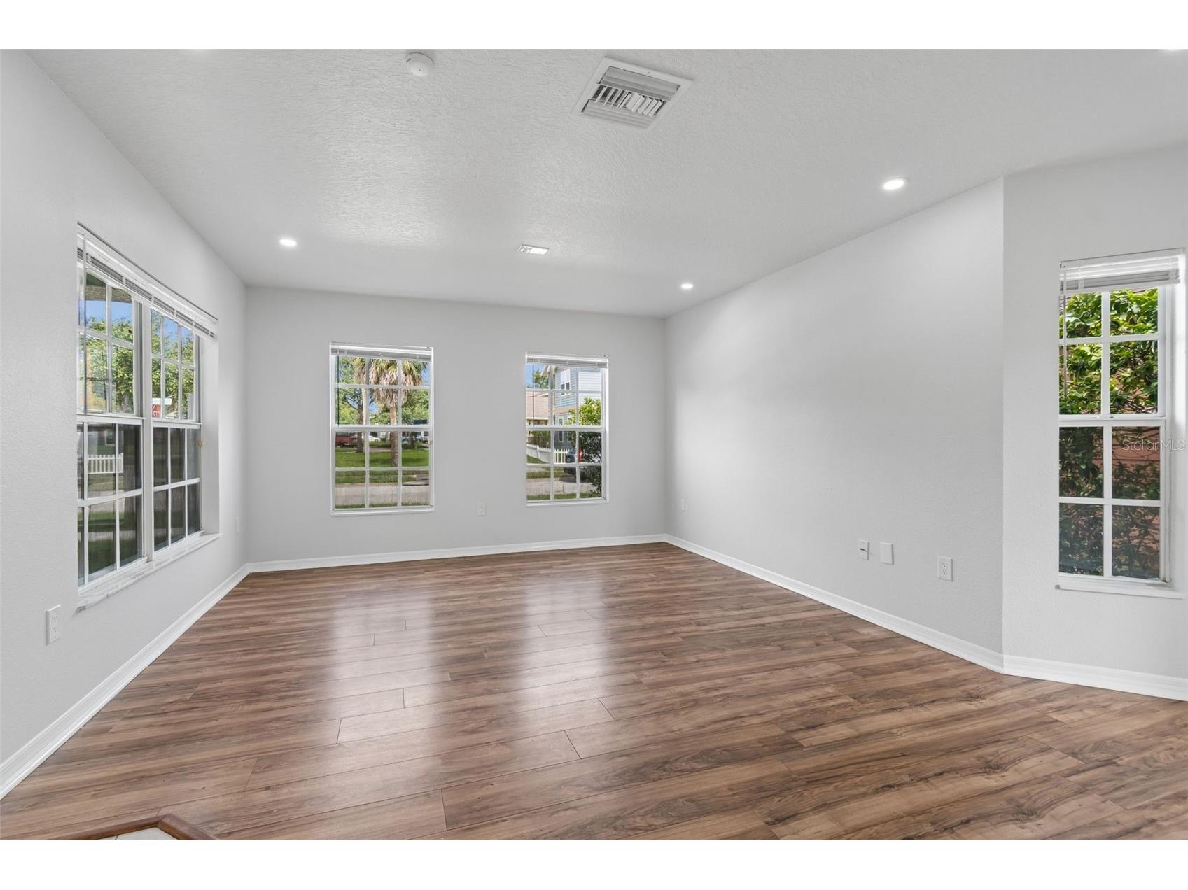3801 Machado Street Tampa FL 33610 TB8513448 image14