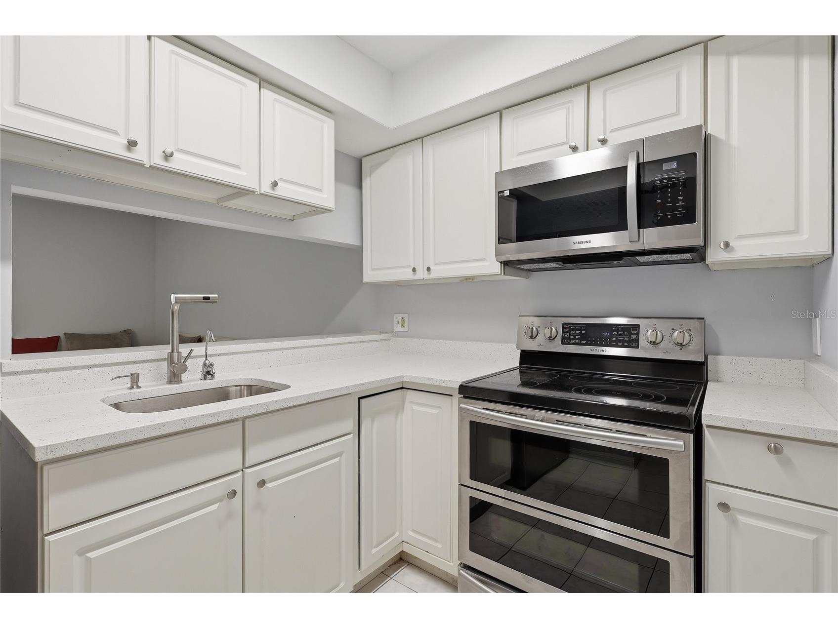 3801 N Oak Drive #A72 Tampa FL 33611 O6406471 image10
