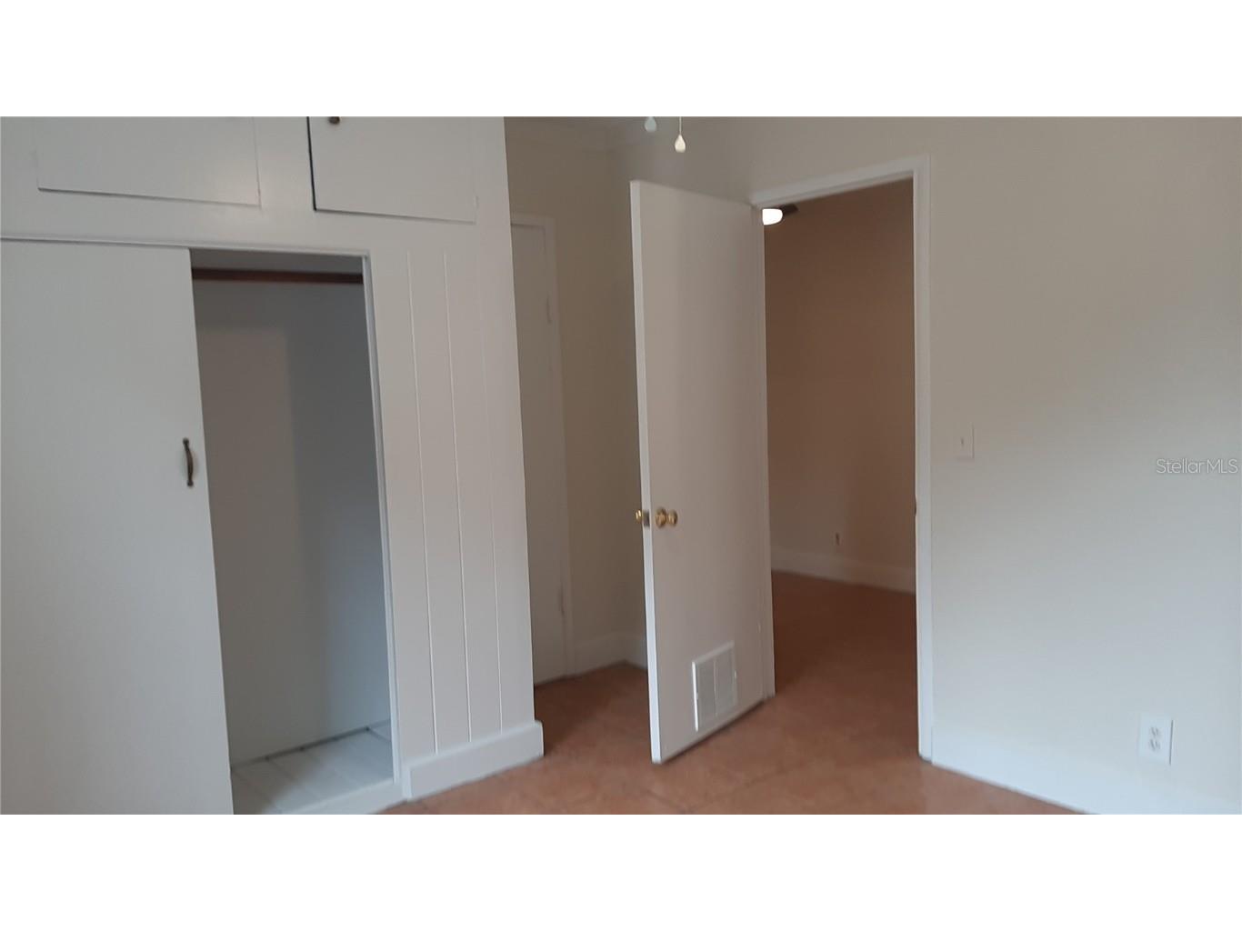 3801 NW 6th Street Gainesville FL 32609 GC534897 image8