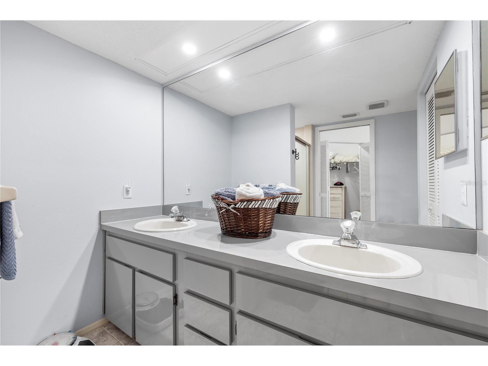 3801 Sailmaker Lane Holiday FL 34691 TB8503166 image37