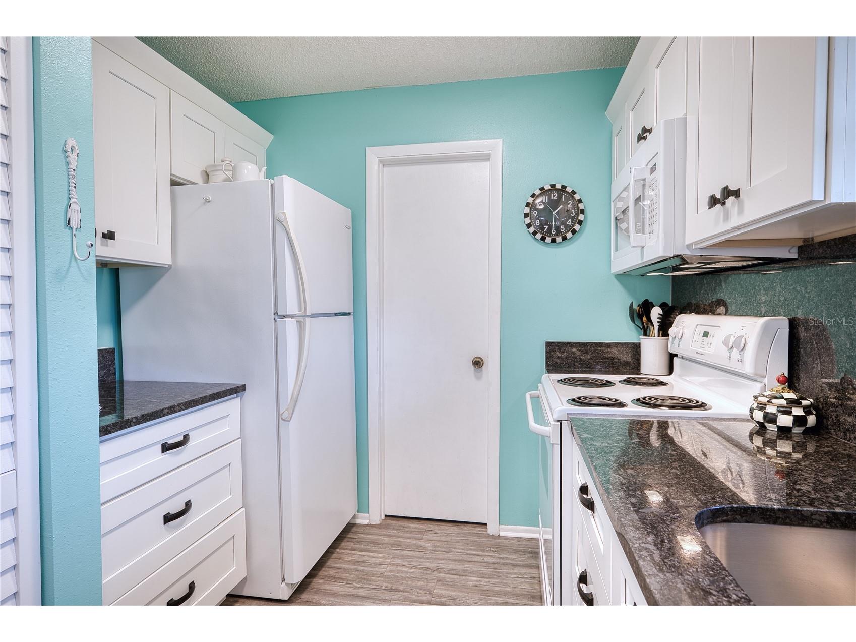 3802 41st Street Court W #0 Bradenton FL 34205 A4682303 image6