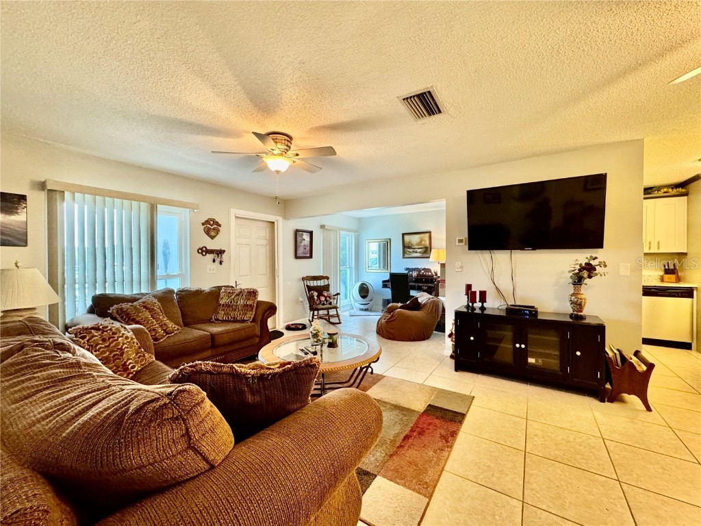 3802 42nd Street Court W #31 Bradenton FL 34205 A4672745 image6