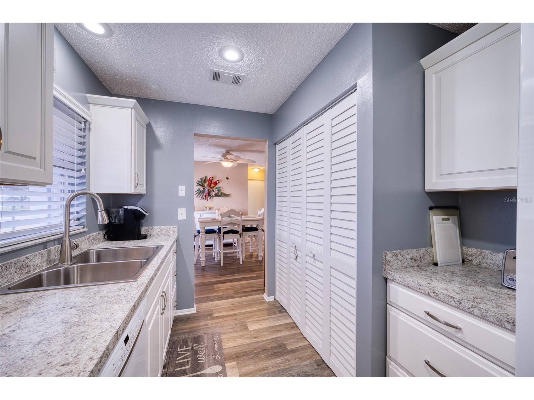 3803 41st Street Court W #3803 Bradenton FL 34205 A4684965 image8