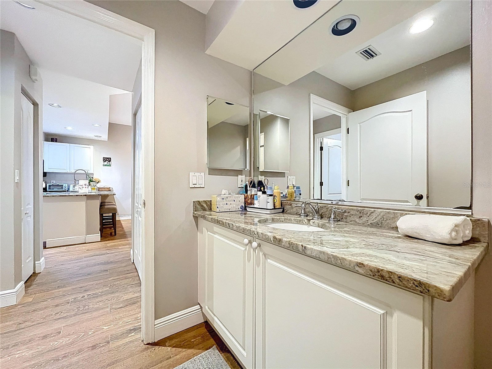 3803 54th Drive W #102 Bradenton FL 34210 A4688496 image30