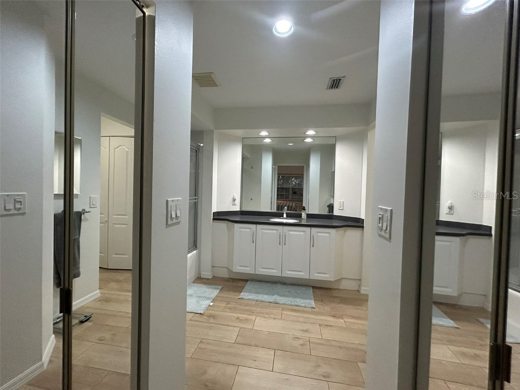 3803 54th Drive W #104 Bradenton FL 34210 A4667624 image24