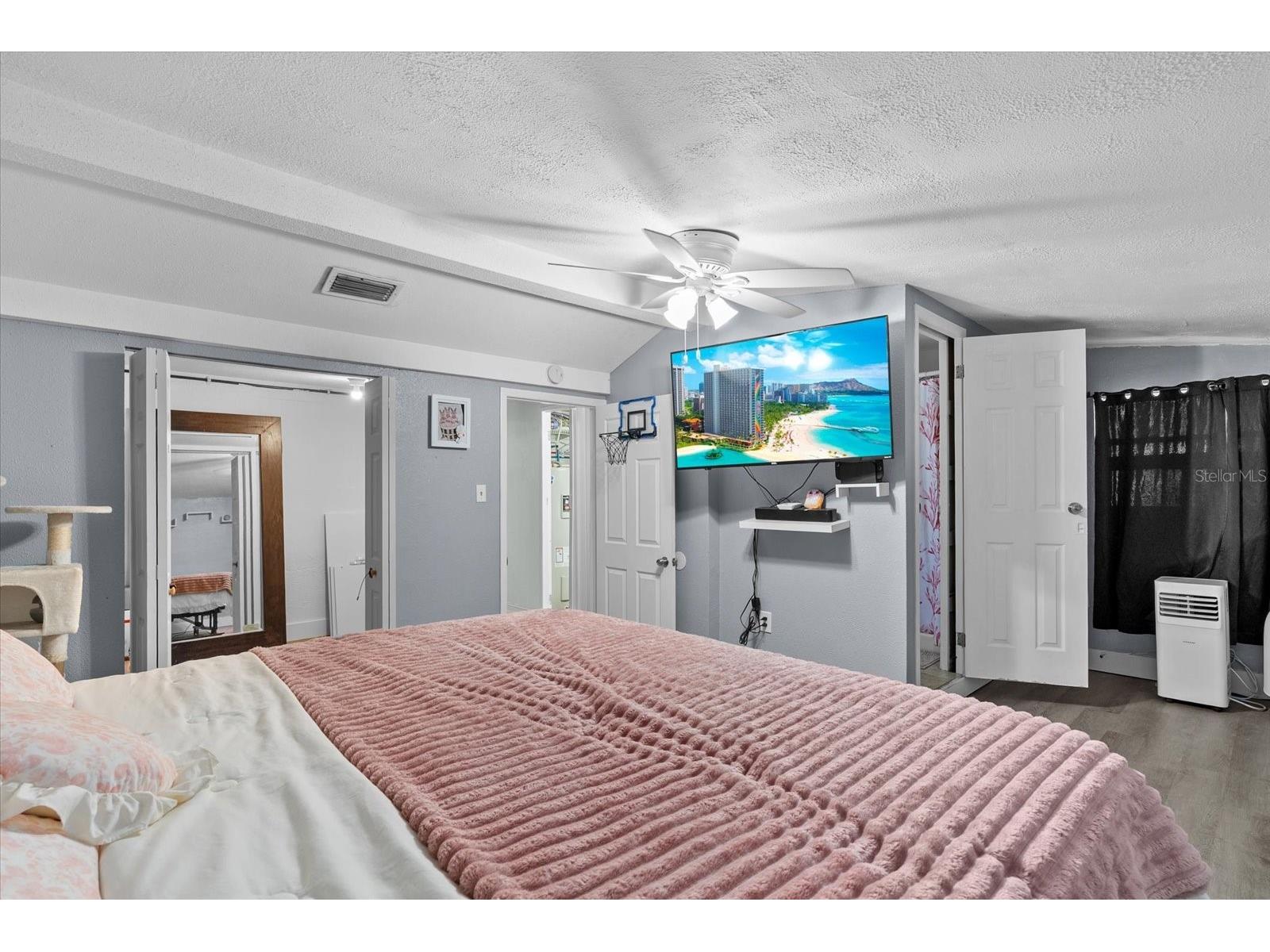 3803 Ferguson Street Sarasota FL 34233 A4690491 image11