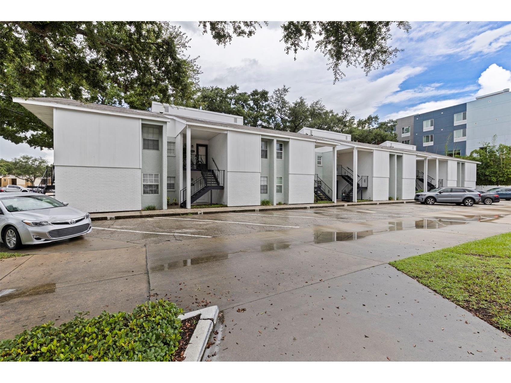 3803 N Oak Drive #B21 Tampa FL 33611 TB8371031 image1