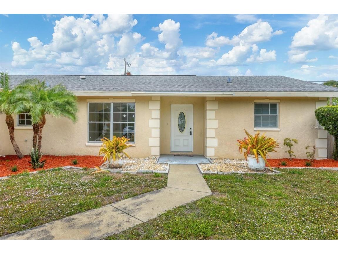 3803 Pin Oaks Street Sarasota FL 34232 O6293453 image1