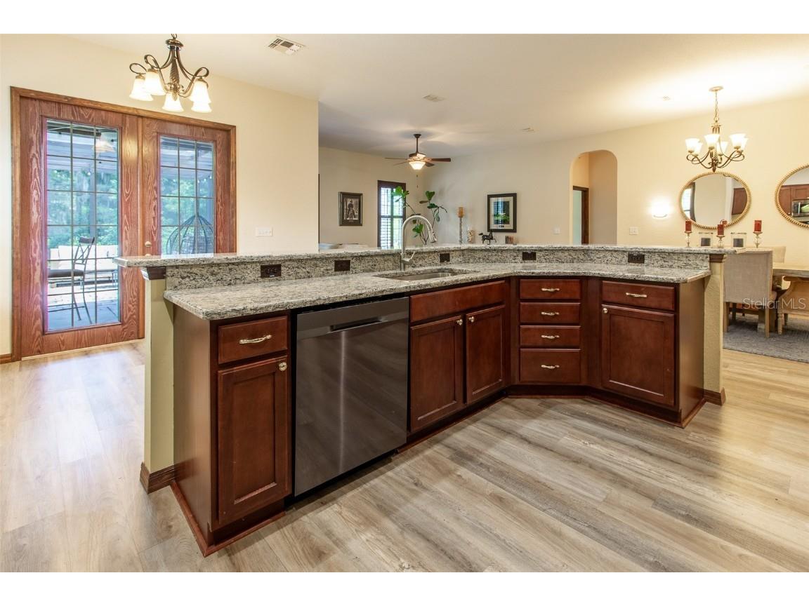 3803 SE 6th Avenue Ocala FL 34480 OM704301 image16