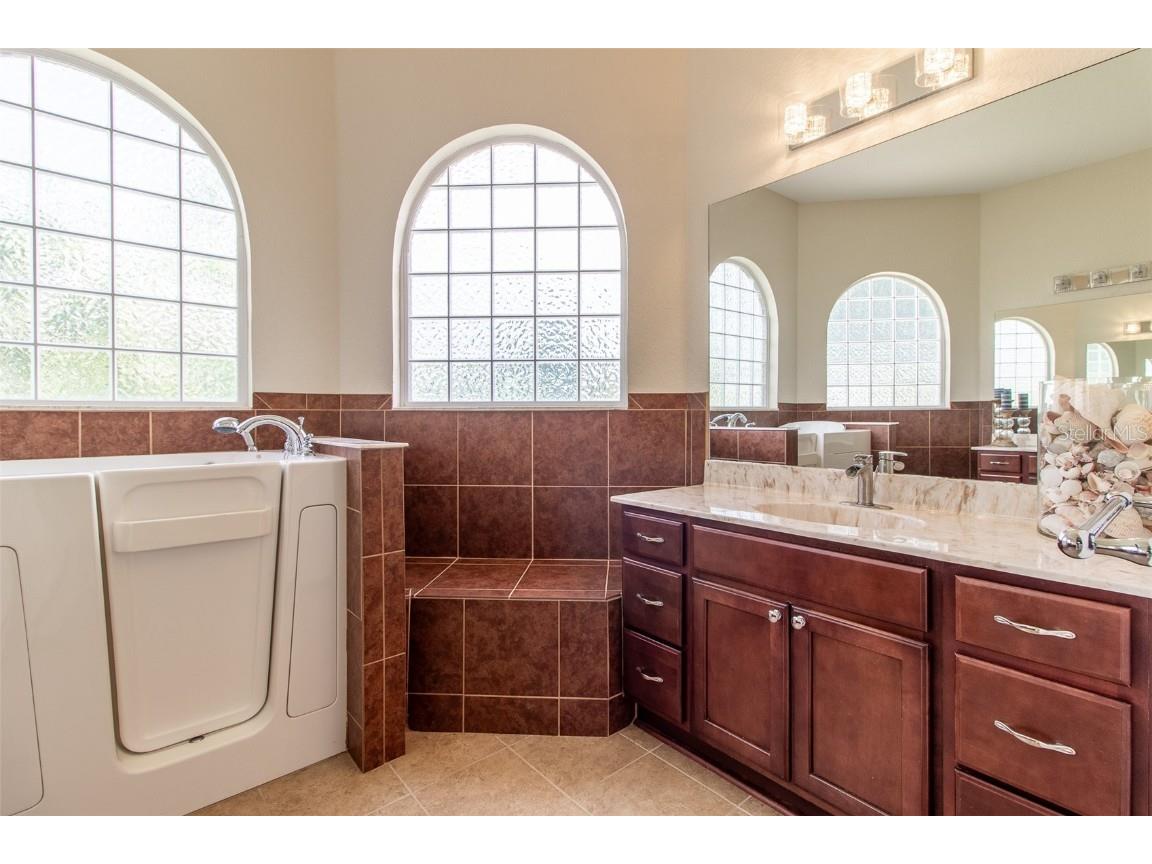 3803 SE 6th Avenue Ocala FL 34480 OM704301 image23