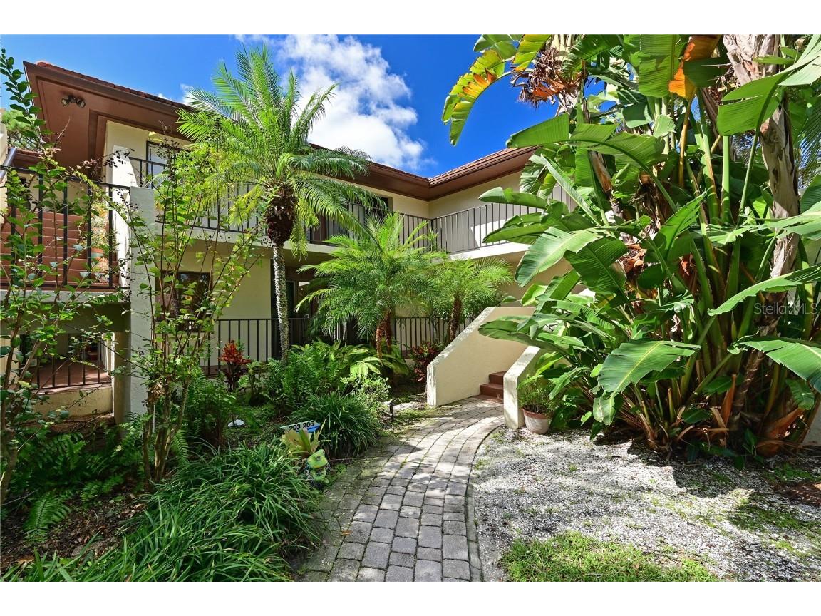 3803 Sun Eagle Lane #203 Bradenton FL 34210 A4550017 image1