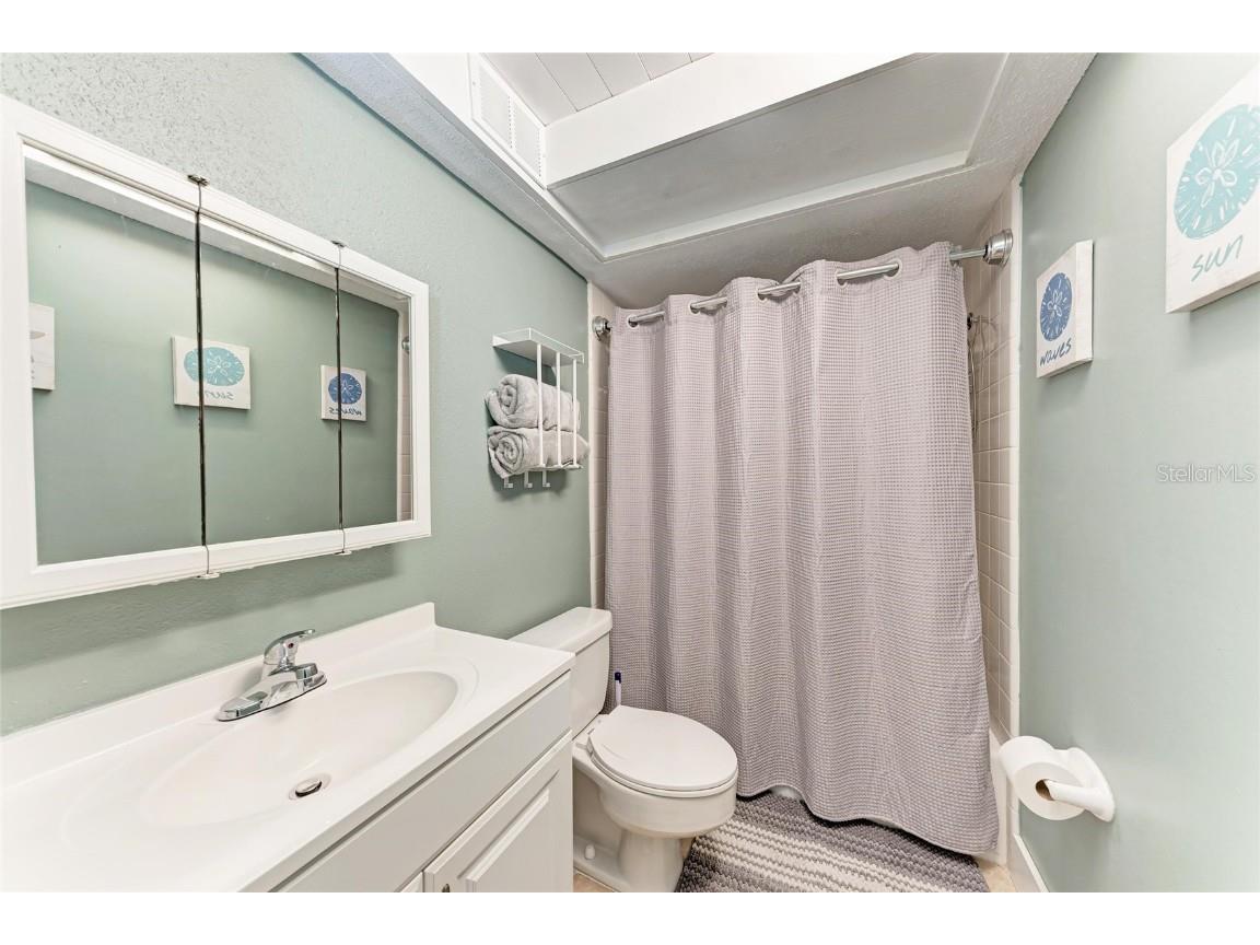 3803 Sun Eagle Lane #203 Bradenton FL 34210 A4649702 image25