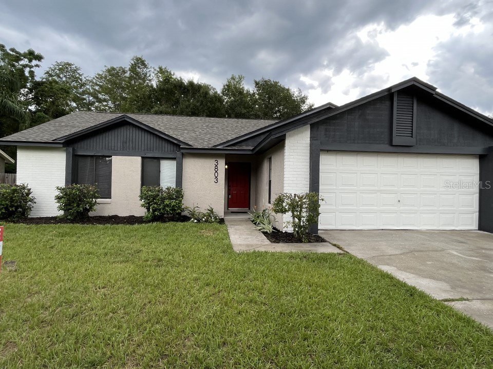 3803 Valencia Grove Lane Orlando FL 32817 O6132014 image1
