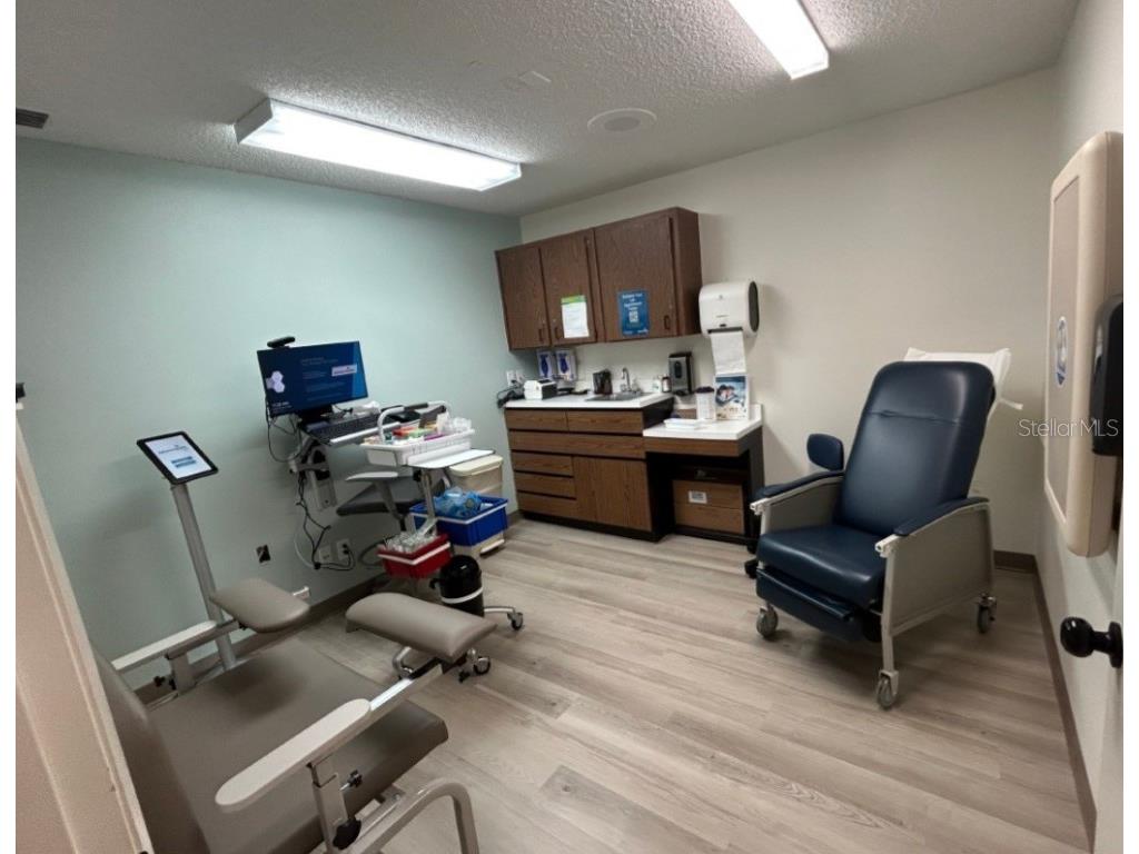 38030 Medical Center Avenue Zephyrhills FL 33540 TB8455843 image7