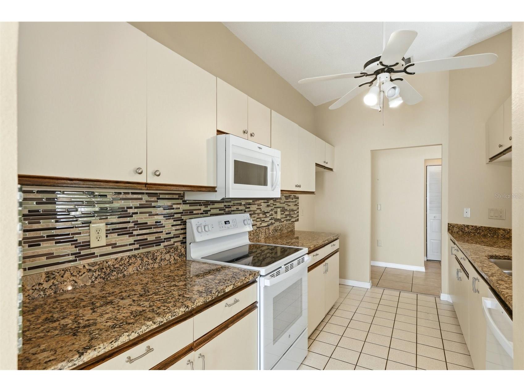 3804 41st Avenue W Bradenton FL 34205 A4686748 image10