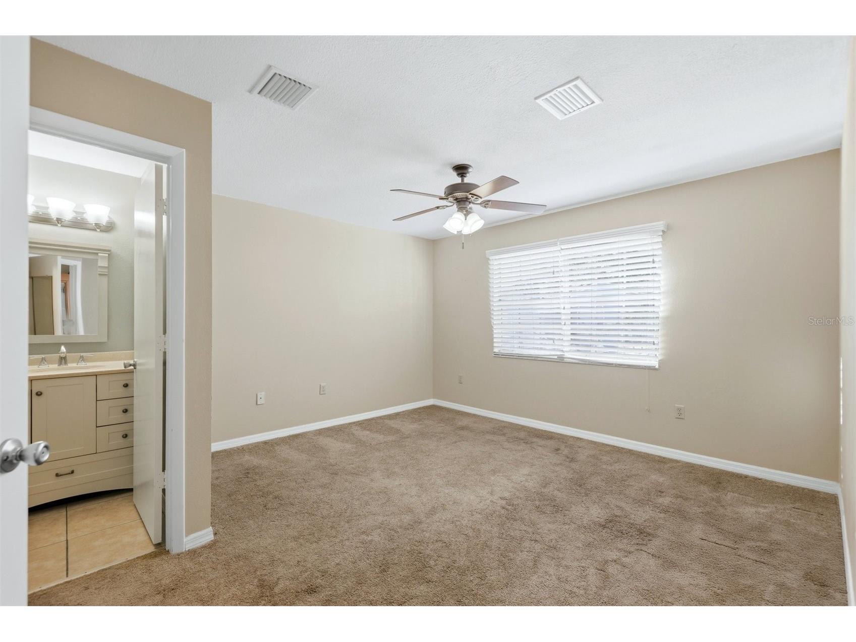 3804 41st Avenue W Bradenton FL 34205 A4686748 image12