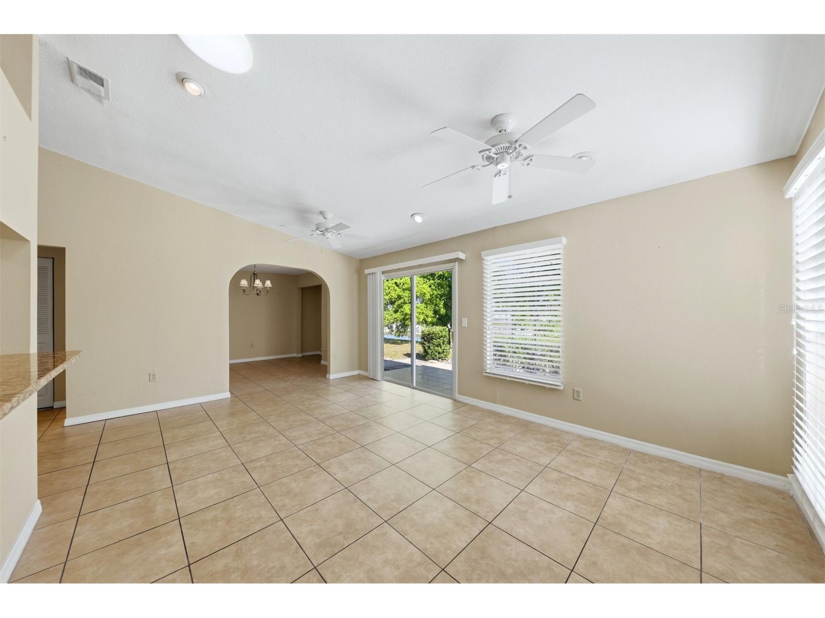 3804 41st Avenue W Bradenton FL 34205 A4686748 image5