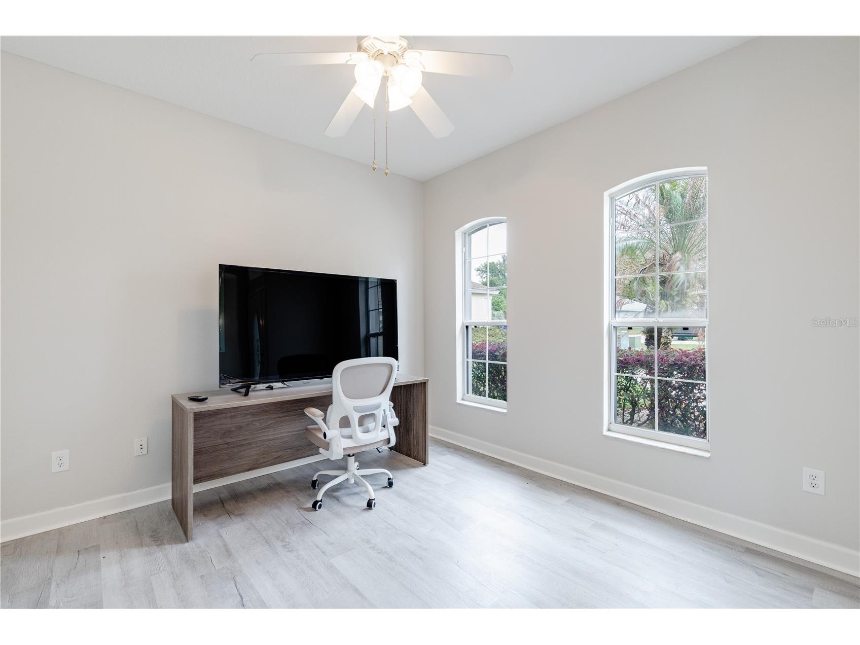 3804 Bayshore Circle Tavares FL 32778 - LAKE IDAMERE G5109614 image12