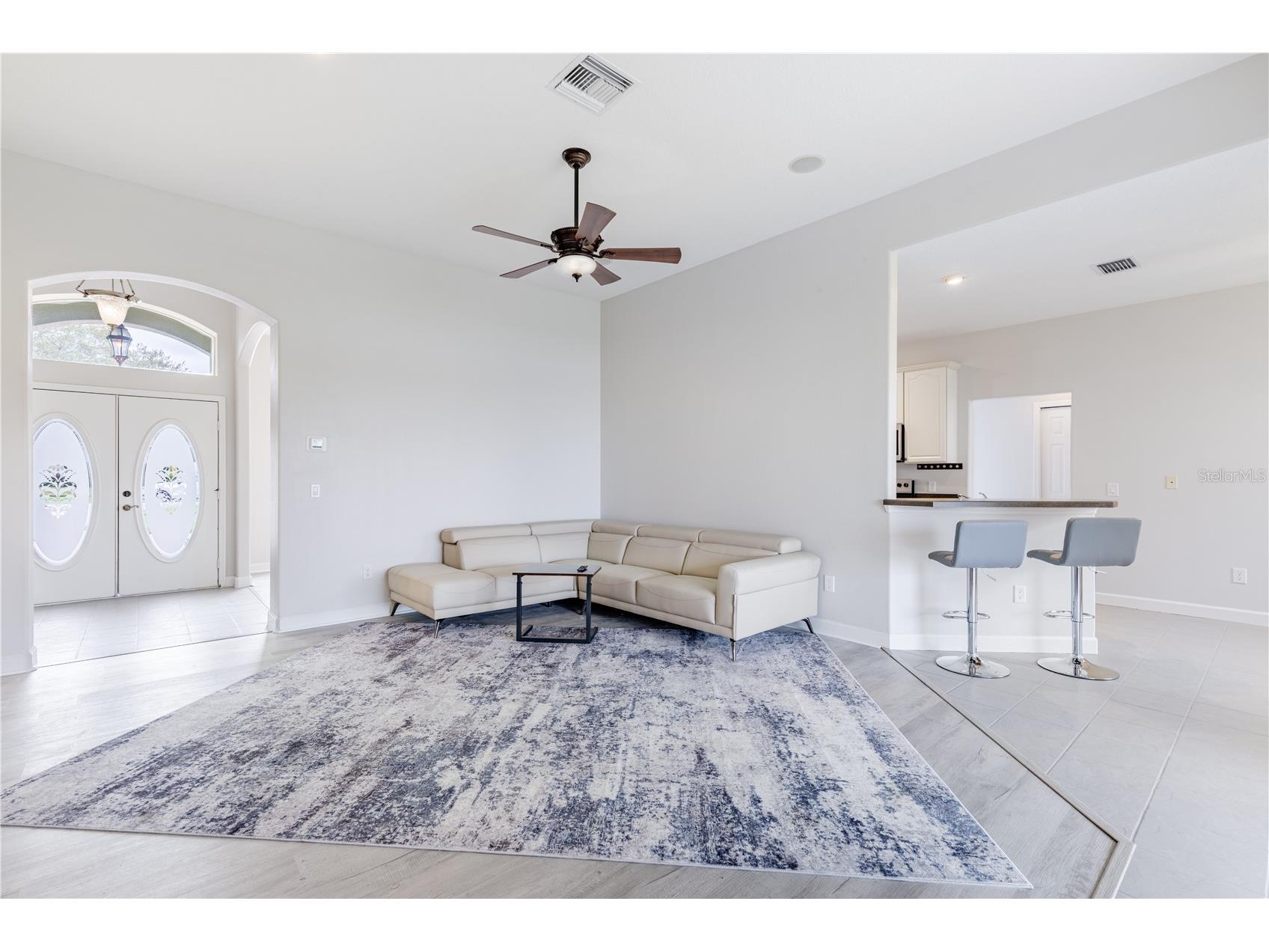 3804 Bayshore Circle Tavares FL 32778 - LAKE IDAMERE G5109614 image16