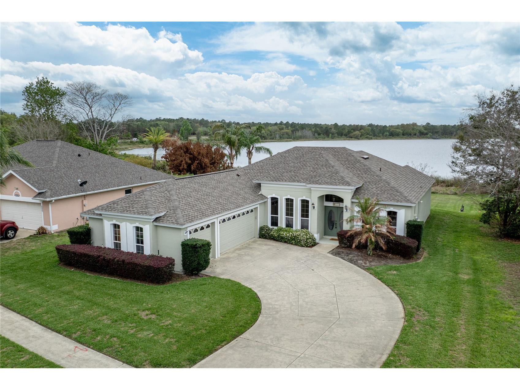 3804 Bayshore Circle Tavares FL 32778 - LAKE IDAMERE G5109614 image2