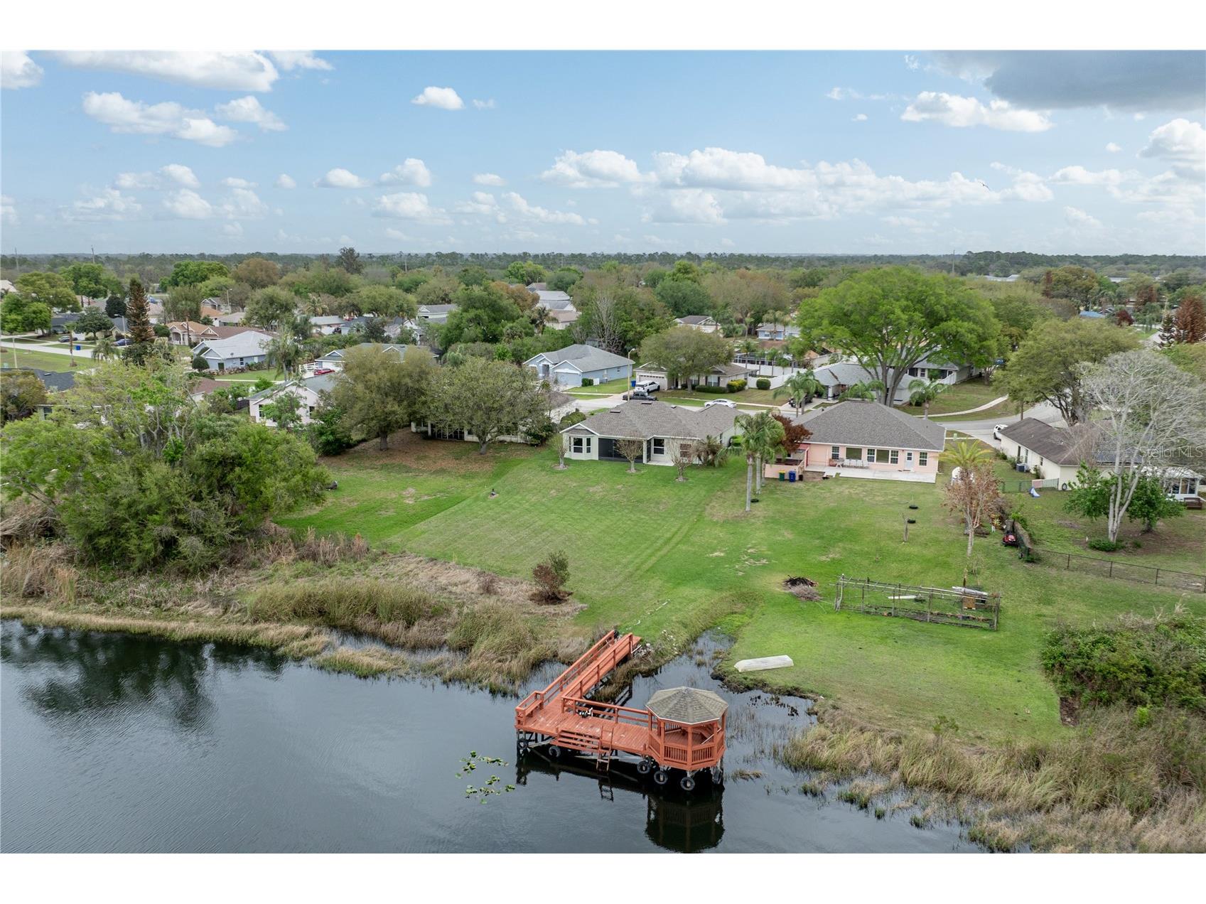 3804 Bayshore Circle Tavares FL 32778 - LAKE IDAMERE G5109614 image45