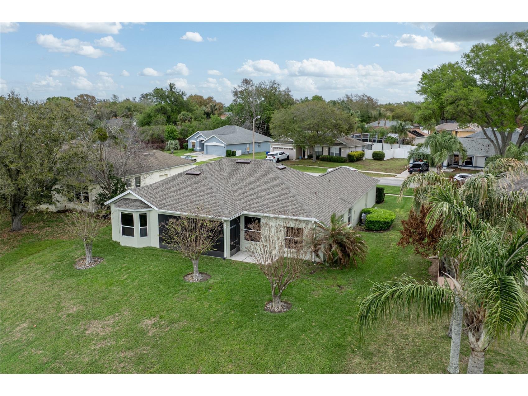 3804 Bayshore Circle Tavares FL 32778 - LAKE IDAMERE G5109614 image46